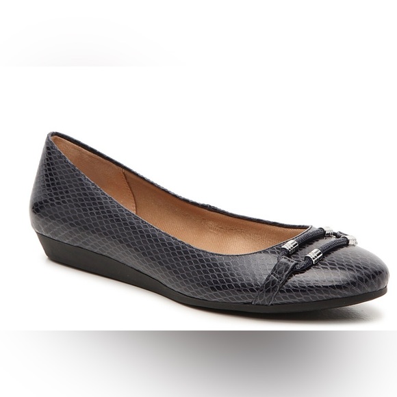 Abella Shoes - NWOT Abella Peyton ballet flat black size 6.5